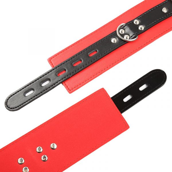 img_114658_3742852a9697542d8837e2cf5666065b_1.jpg OHMAMA FETISH - LOCKING/BUCKLING WRIST RESTRAINTS