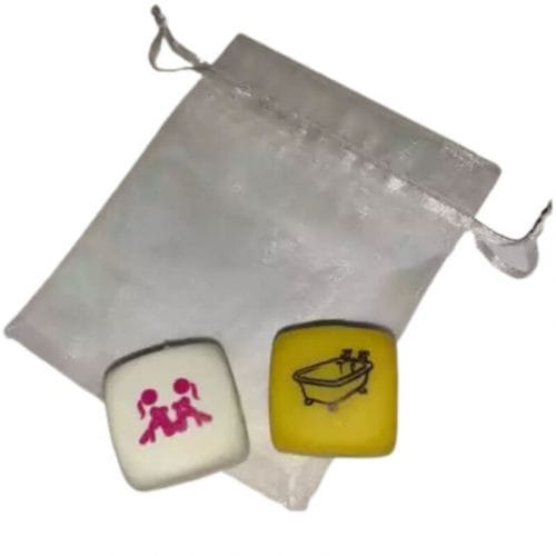 img_130879_b944303a7018786ccc67bd5aecf7e00b_1.jpg DIABLO PICANTE - 2 DADOS KAMASUTRA CHICAS POSTURA + LUGAR