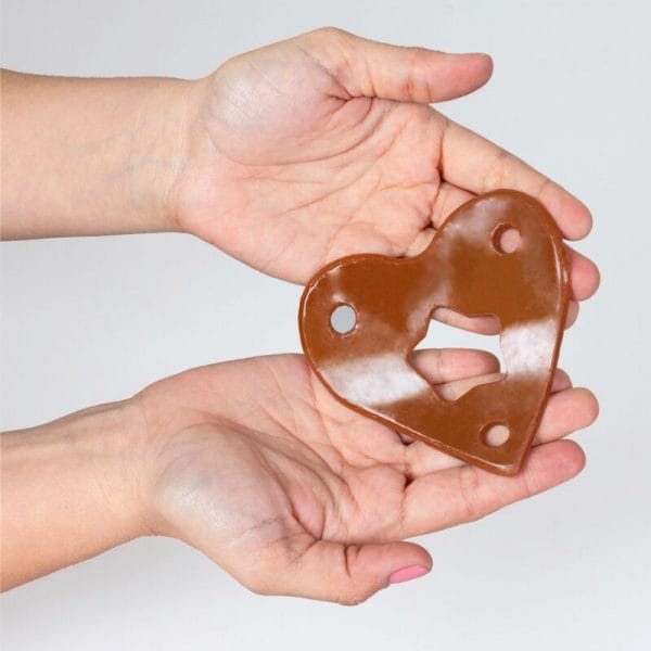 img_181721_2642c3ea3b89541d1364f5e9437048e7_1.jpg SECRET PLAY - TANGA GOMINOLA CHOCOLATE