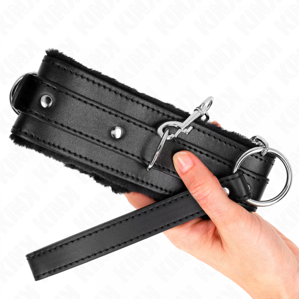 img_188762_1576562755a6bafd6cddcc7cf9e3f3c2_1.png KINK - COLLAR CON CORREA 65 CM CON RESTRICCIONES NEGRO AJUSTABLE 36-42 CM X 5.5 CM