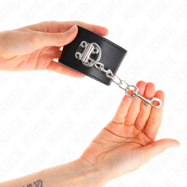 img_189210_83690dbad84806281cf28ecb72ea7e93_1.png KINK - MUÑEQUERAS CON CIERRE CANDADO NEGRO AJUSTABLE 16-23 CM X 5.5 CM