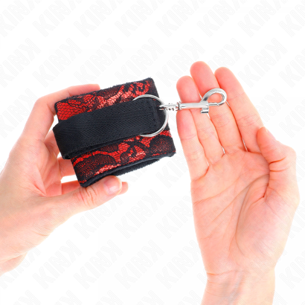 img_189240_43ba762a38d2da51558296d472461f3d_1.png KINK - MUÑEQUERAS CORTAS DE ENCAJE TERCIOPELO Y UNIÓN DE NYLON ROJO/NEGRO 23 X 6.5 CM