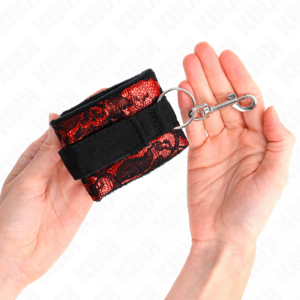 img_189285_02b213c87265b991f91ba71afa7505cb_1.png KINK - MUÑEQUERAS DISEÑO ESCÁNDALO ROJO-NEGRO