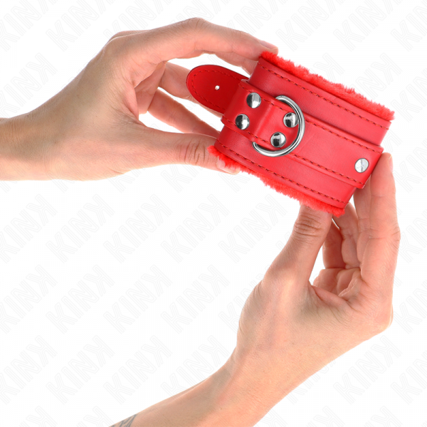 img_189394_2ba1cc989cebd3e8490714f2fc06a83a_1.png KINK - MUÑEQUERAS FORRADAS ROJO CON CORREA ROJO AJUSTABLE 20-29 CM X 5.5 CM