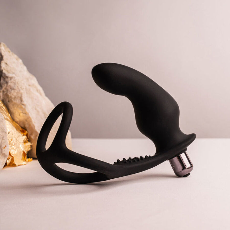 img_211087_9e0cc80d73eff9b1dcb67ba8c7c3592e_1.jpg ROCKS- OFF - RO- ZEN RRO PLUG ANAL CON ANILLO VIBRADOR PARA EL PENE NEGRO