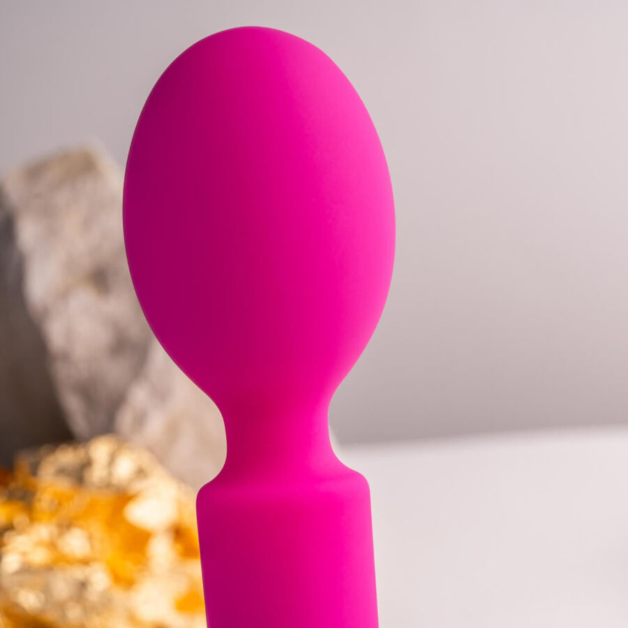 img_211139_58f117aba475cb3ab288a101cdee47a1_1.jpg ROCKS- OFF - ORIEL VIBRADOR WAND FLEXIBLE FUCSIA